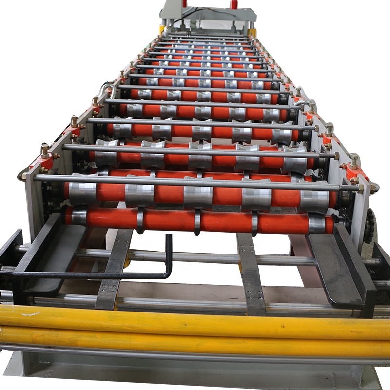 Low price China metal roll forming machine supplier Peru